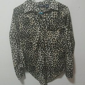 Cheetah print top